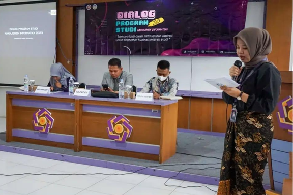 MC acara DPS HIMMI